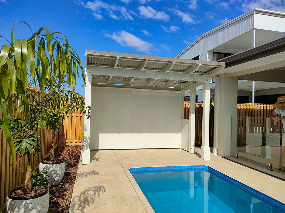 Compact Little Pool Cabana