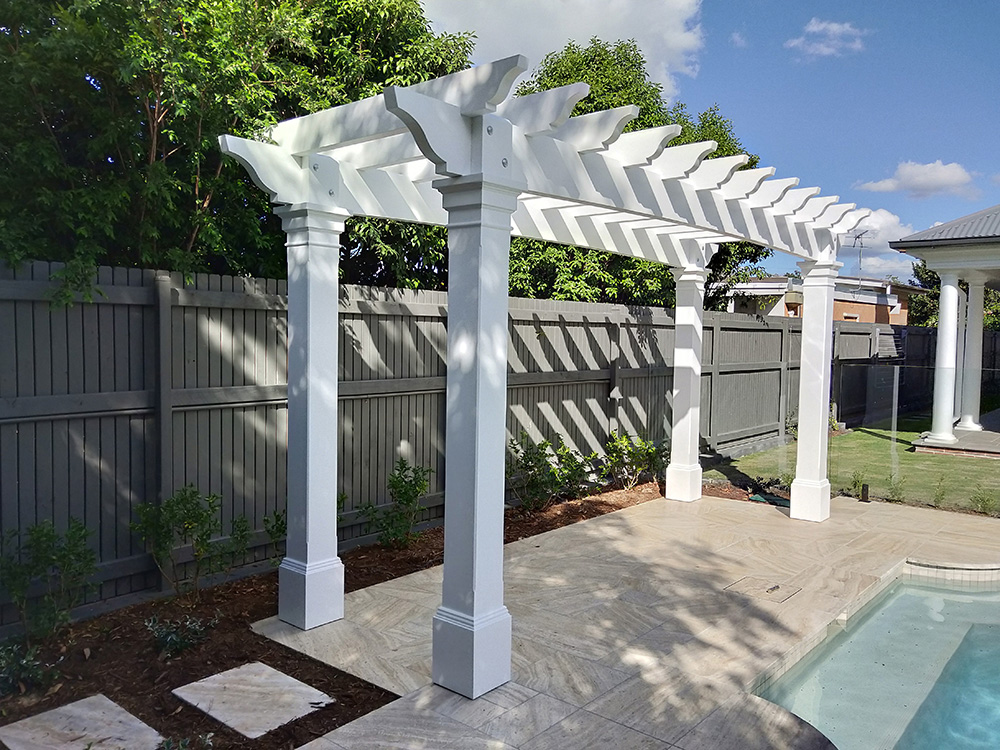 This bespoke Pergola Arbour is a stunning addition to this award nominiated Hamptons Style home in Brisbane.